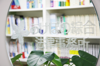 ���������i